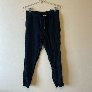 Community joggers, like new